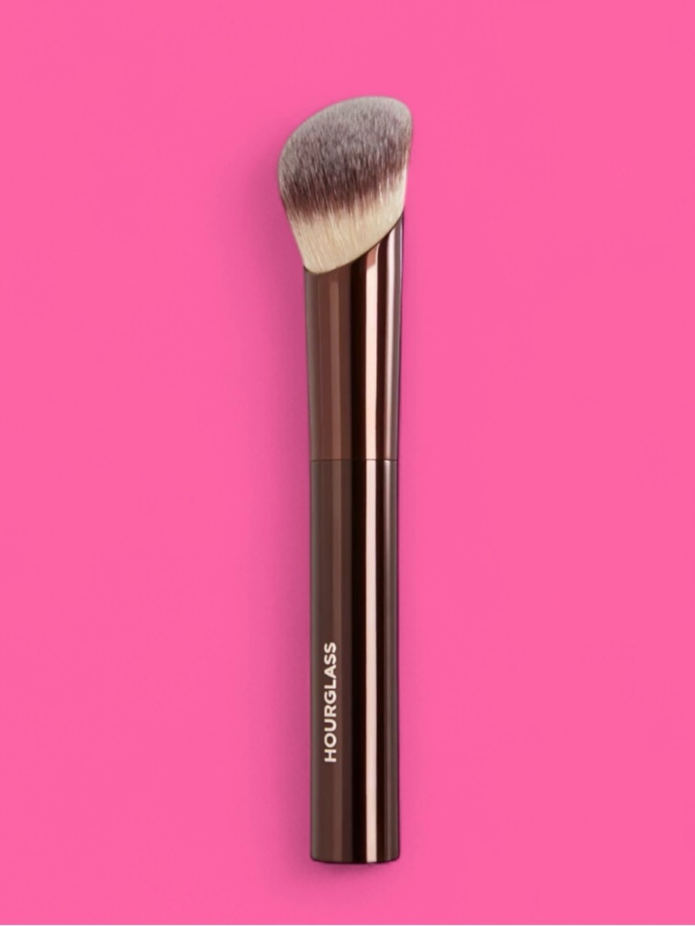 hourglass ambient soft glow foundation brush!